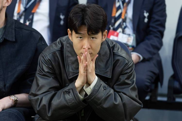 有得有失！孙兴慜坚守热刺十载，当队长成佳话，但俱乐部至今0冠